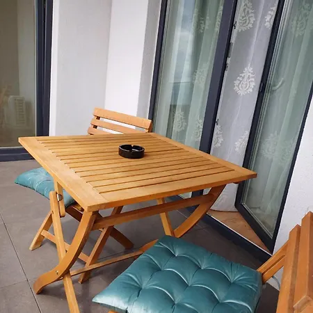 Lägenhet Dina - 68 *