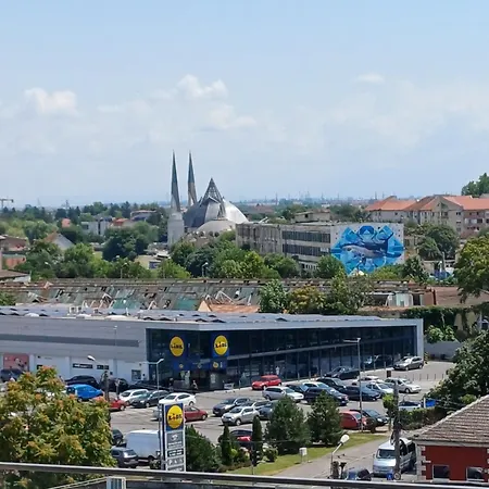 Dina - 68 Апартаменты