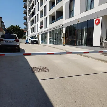 Апартаменты Dina - 68 *